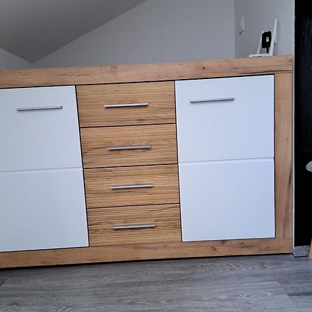 Apartmani Habibi Jalzabet Exteriér fotografie
