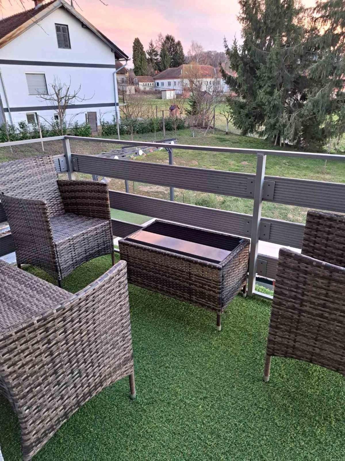 Apartmani Habibi Jalzabet Exteriér fotografie