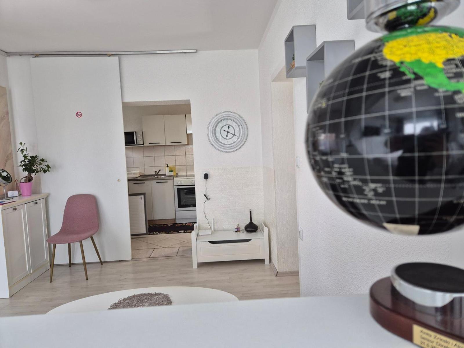 Apartmani Habibi Jalzabet Exteriér fotografie